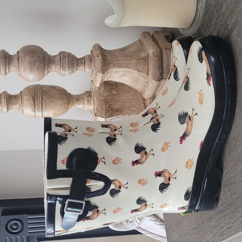 Western Chief women's chickens/roosters rain boots